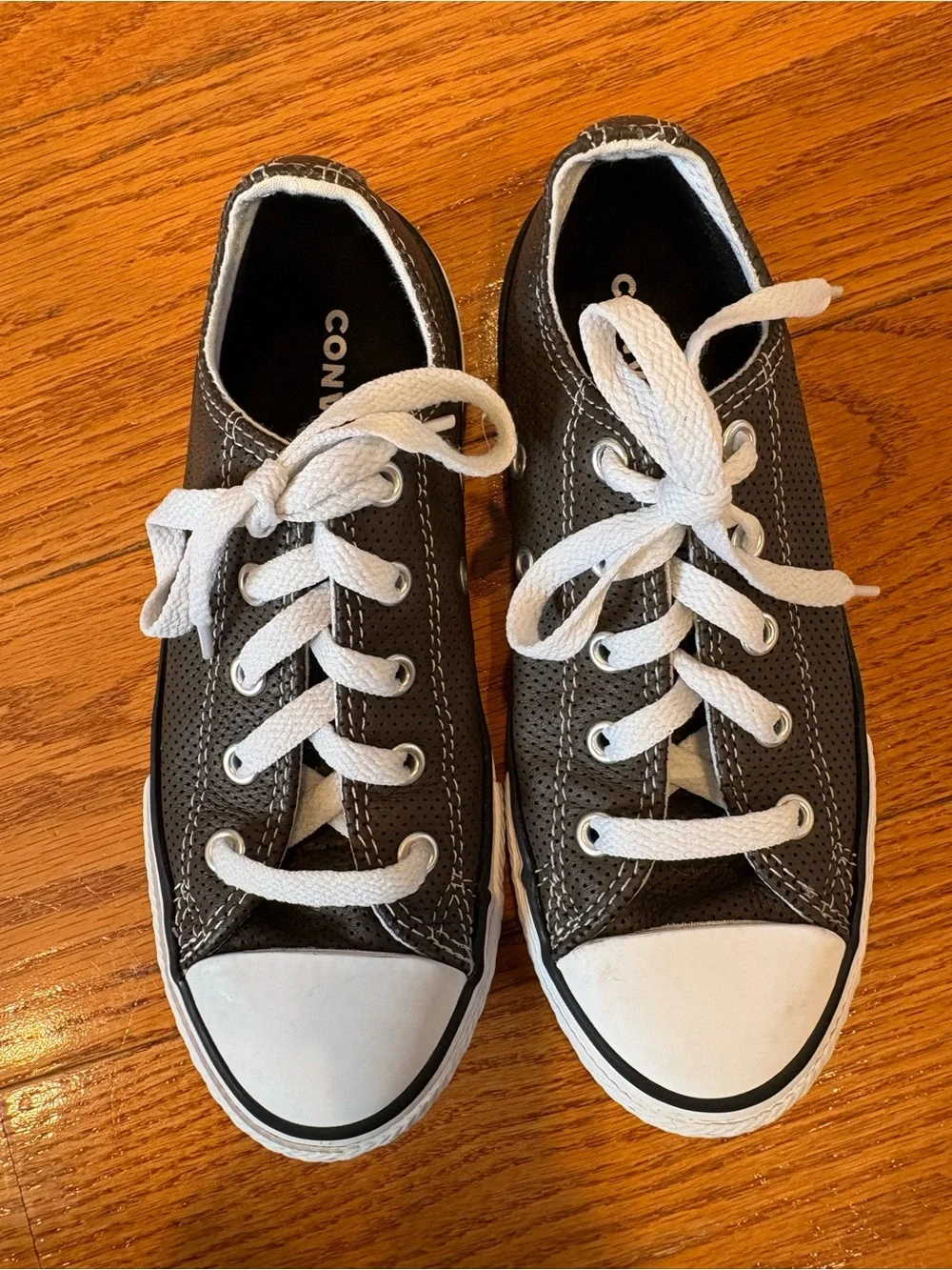 Converse All Star Low Top Sneakers Boys Size 1 Brown Perforated Lace Up Shoes